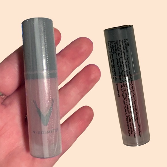 ✨ 3 for $20✨ V KOSMETIK Liquid Lipstick in Bubbly - Picture 2 of 2
